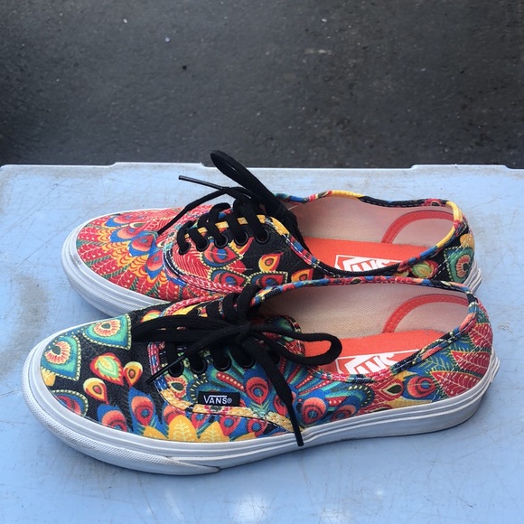 Van’s Rare Classic Lace Up Skate Shoes Mandala Peacock Feather Design Sneakers - Picture 5 of 16